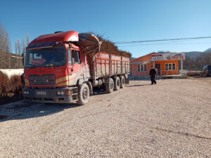 Adana ve Mersin' li Üreticiler Davraz Fidancılığın Kaliteli Ceviz, Kiraz ve Elma Fidanlarını Tercih Etmiştir. 2 Adana ve Mersin' li Üreticiler Davraz Fidancılığın Kaliteli Ceviz, Kiraz ve Elma Fidanlarını Tercih Etmiştir. - Davraz Fidancılık